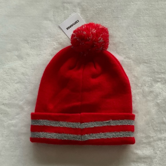 Converse All Star Chuck Taylor Youth Reflective Pom Pom Beanie Hat - Picture 6 of 8